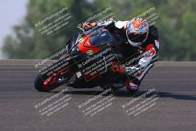 media/Sep-20-2025-TrackDaz (Sat) [[27f0cde673]]/A Group/11am (Turn 2)/